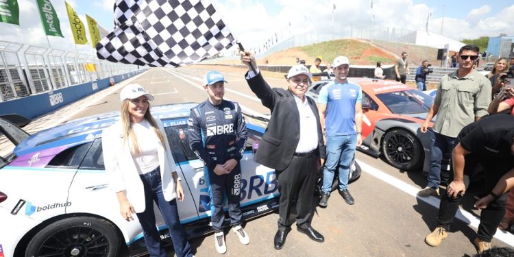 Ibaneis reinaugura Autódromo de Brasília: “Simbólico para a cidade”
