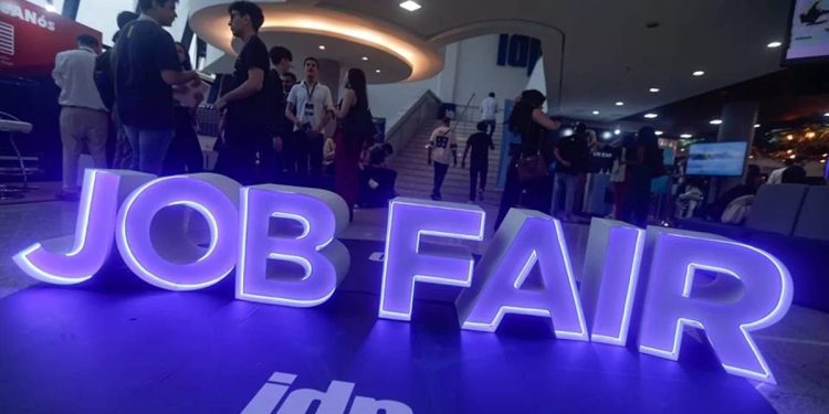 Job fair: IDP promove evento para conectar alunos com grandes empresas