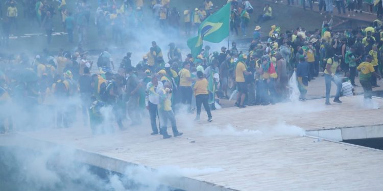 Quem são PMs que serão julgados pelo STF por suposta omissão no 8/1