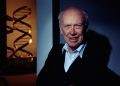 Morre James Watson, um dos descobridores da estrutura do DNA
