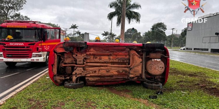 DF tem dois capotamentos em áreas nobres nas primeiras horas da manhã