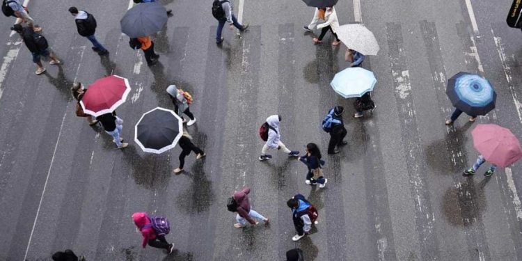 Chuva e calorão: confira a previsão do tempo para a semana no DF