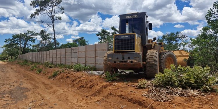 Fotos tiradas com diferença de 1 ano mostram poder da grilagem no DF