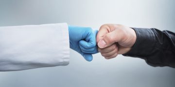 Tabu do toque retal limita prevenção e atrasa diagnóstico e tratamento