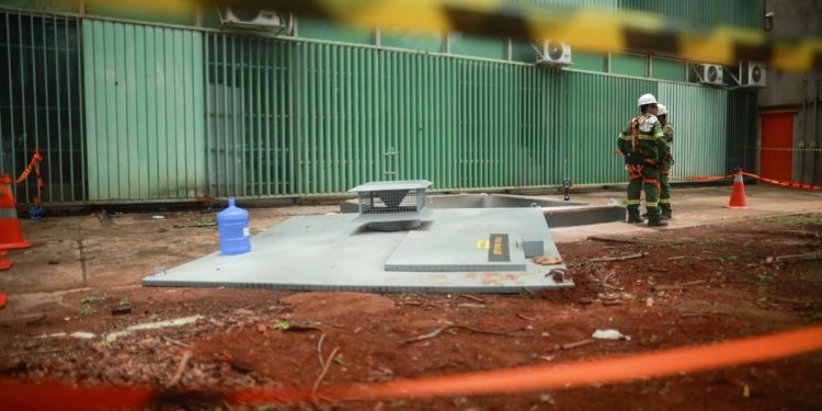 PF irá investigar explosão perto de ministério que deixou 27 feridos