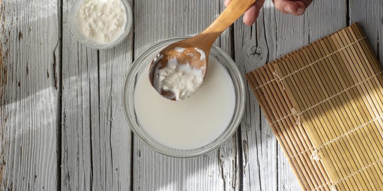 Ouro branco: o que há por trás dos benefícios do kefir para o corpo