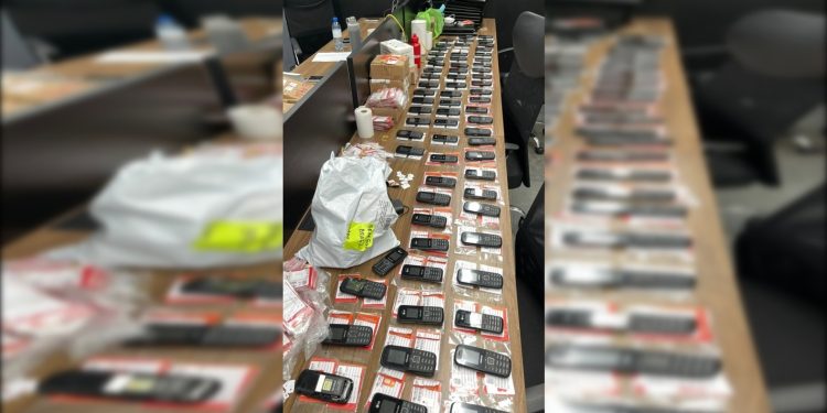 Homem é preso no DF por roubar dados sigilosos e abastecer quadrilha