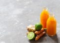 Shot de limão com cúrcuma: nutróloga conta os benefícios da bebida