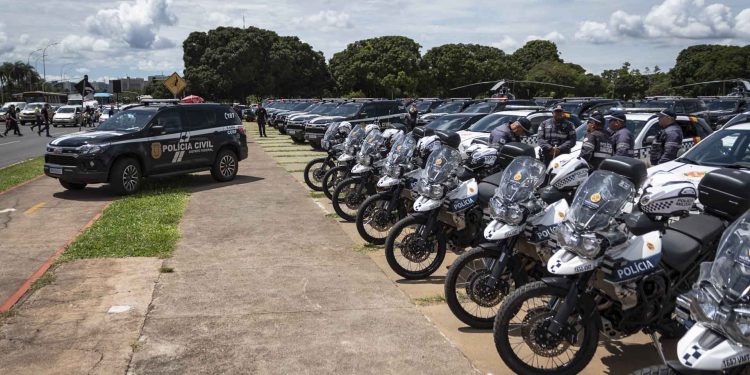 Lula veta 1º projeto de nomeação de 2 mil policiais no DF. Entenda