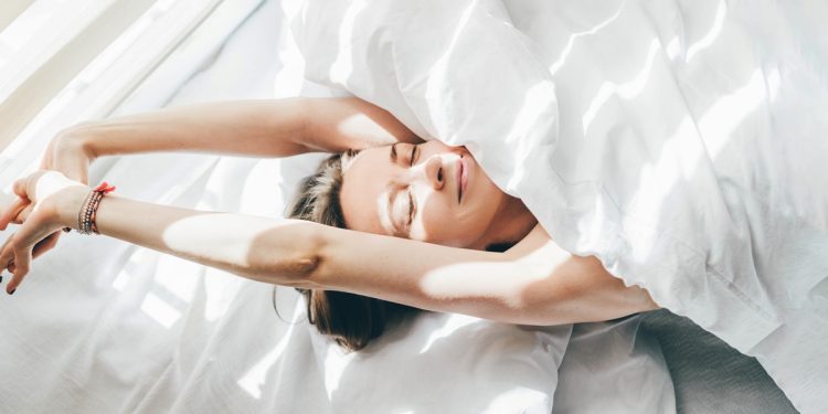 Dormir bem resolve tudo? Saiba o que o sono faz e não faz por você