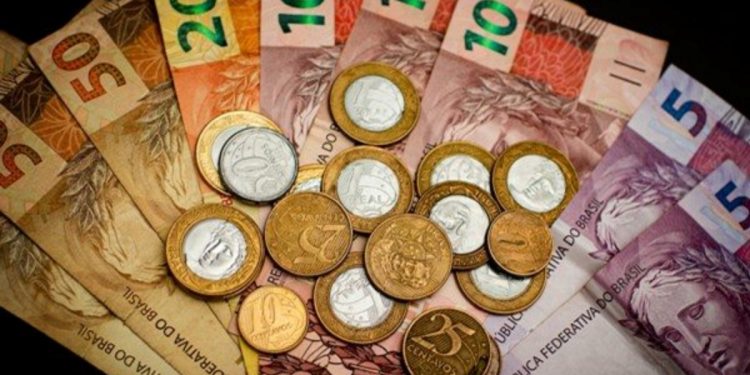 Falso advogado é condenado por contrair empréstimo em nome de idoso