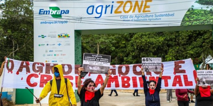 As duas faces do agro: o sustentável da COP e o que desmonta leis ambientais no Congresso