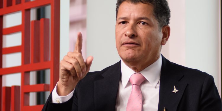 Secretário rebate fala de ministro sobre combate ao crime organizado