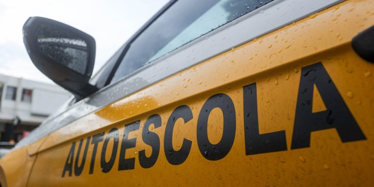 Nova CNH: Detran-DF exclui validade de processo para obter documento