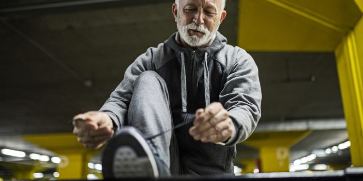 Harvard cita 8 hábitos para envelhecer de forma saudável. Veja lista