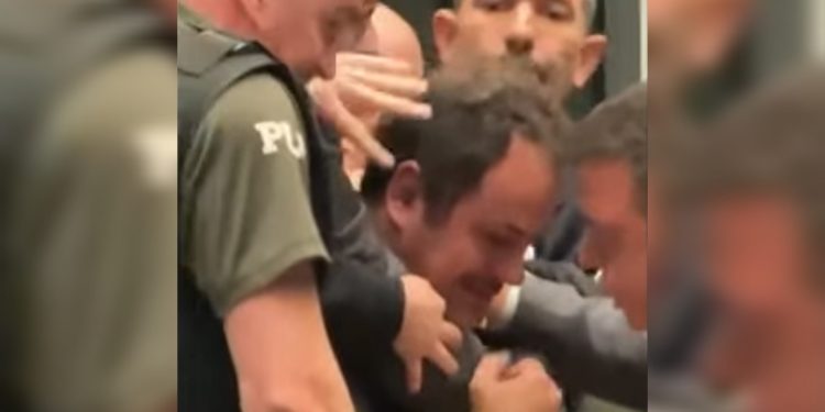 Braço lesionado e paletó rasgado: à PCDF, Glauber Braga detalha dia de fúria na Câmara