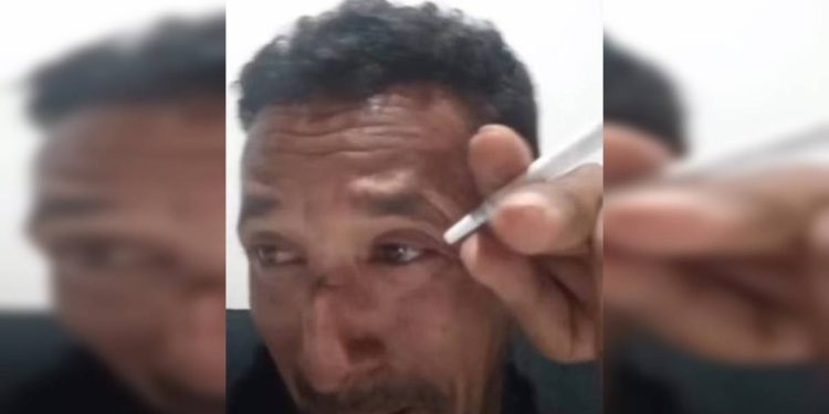 Foragido, homem chora, persegue e ameaça a ex: “Vou te cortar todinha”