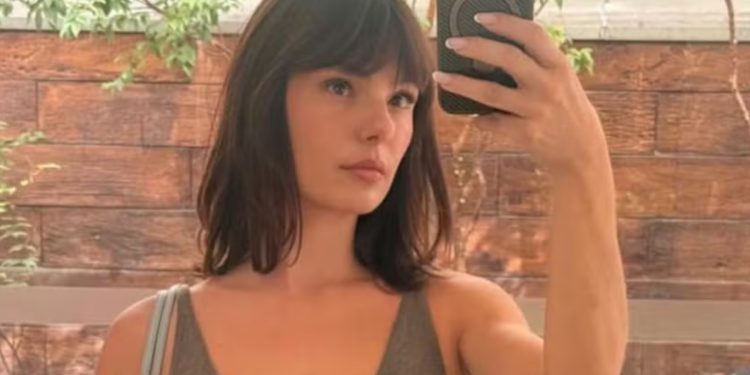 Stalker de Isis Valverde disse que está apaixonado pela atriz