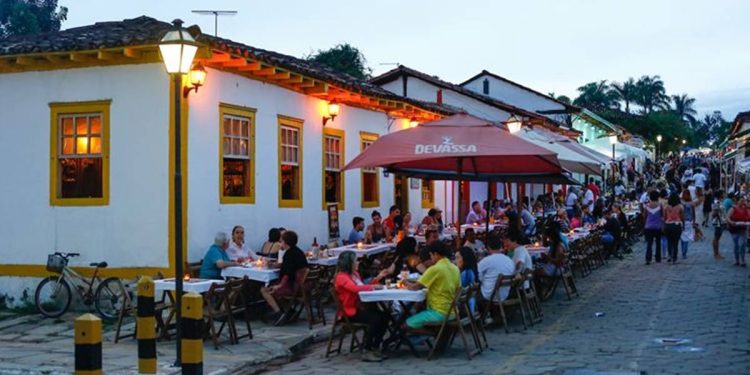 TJDFT mantém prisão de membro do PCC que dava golpes da falsa pousada