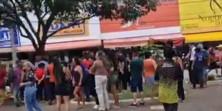 Discussão termina em facadas e deixa duas pessoas hospitalizadas no DF