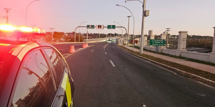 Ponte Honestino Guimarães terá faixas interditadas até o Ano-Novo