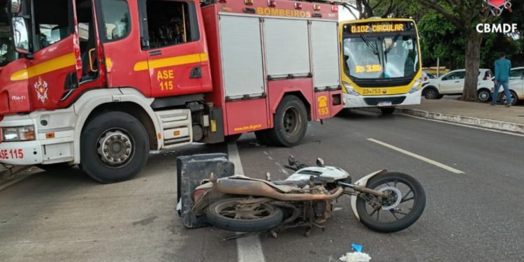 Mulher é atropelada na Asa Sul e levada inconsciente ao hospital