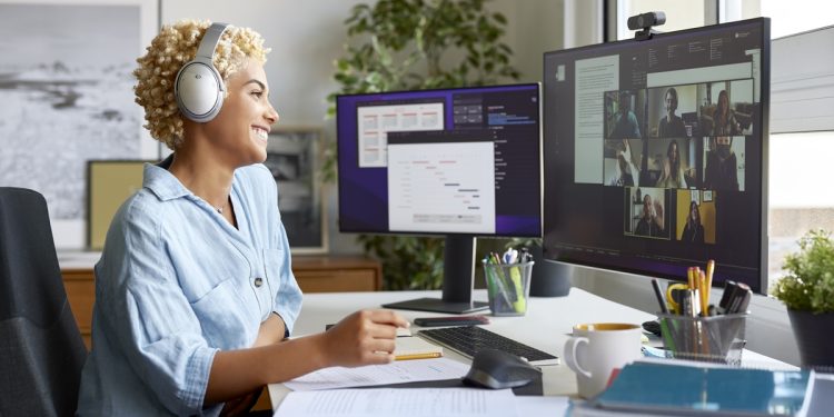 Estudo revela se trabalhar em casa faz bem para a saúde mental