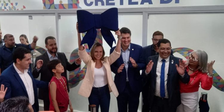 Celina Leão inaugura 1º centro de referência para autistas do DF