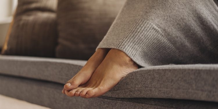 Angiologista explica por que mãos e pés gelados podem indicar doenças