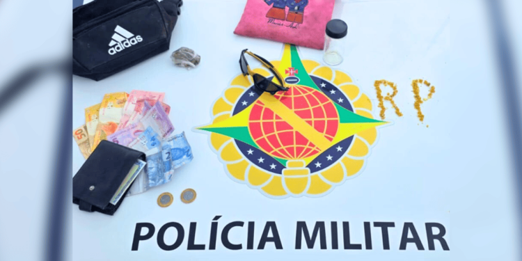 PMDF prende homem com 69 pedras de crack em Santa Maria. Veja vídeo