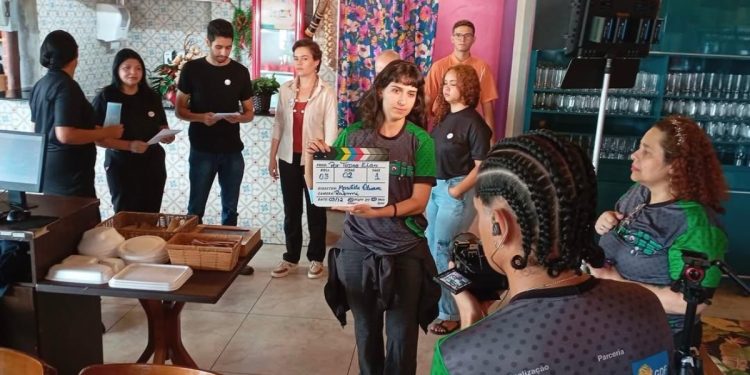 Alunos de projeto social fazem documentário sobre assédio sexual no DF