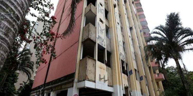 Icônico hotel no centro de Brasília será implodido no dia 21/12