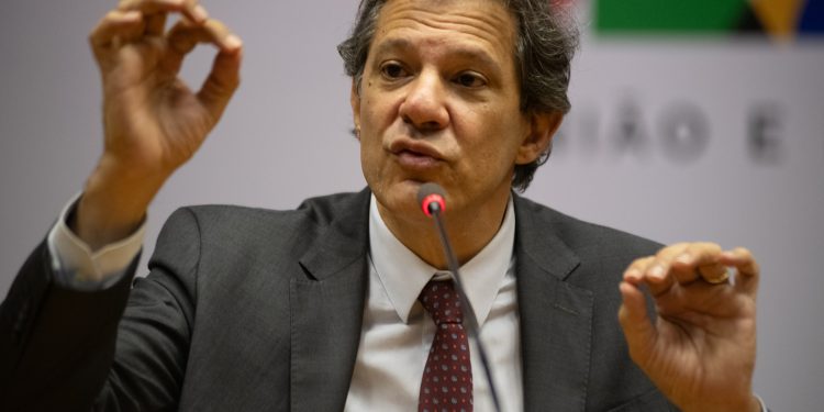 Haddad nega “ultimato” ao GDF para aporte de R$ 4 bilhões no BRB