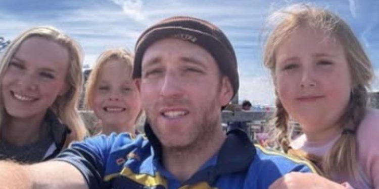 Homem tem sinal clássico de câncer de intestino ignorado por 2 anos