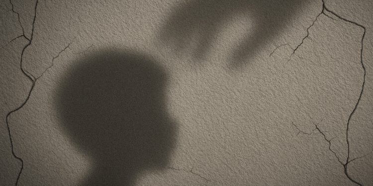 Diretora e vice de escola pública do DF são indiciadas por maus-tratos