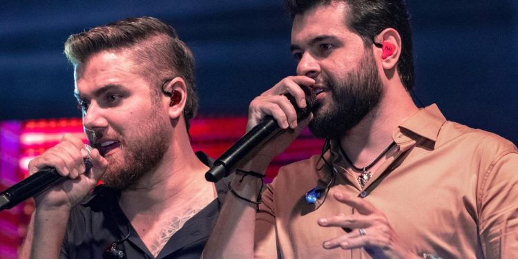 PM de folga atira durante show sertanejo e deixa 7 feridos