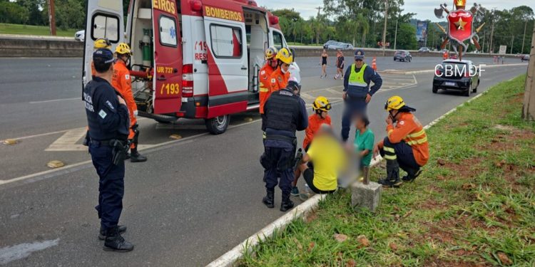 Criança é atropelada por carro no Setor de Clubes Sul