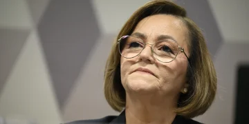 Ministra do STJ Marluce Caldas tenta burlar pagamento de custas processual, mas juiz percebe manobra e arquiva ação contra advogada Adriana Mangabeira em Alagoas