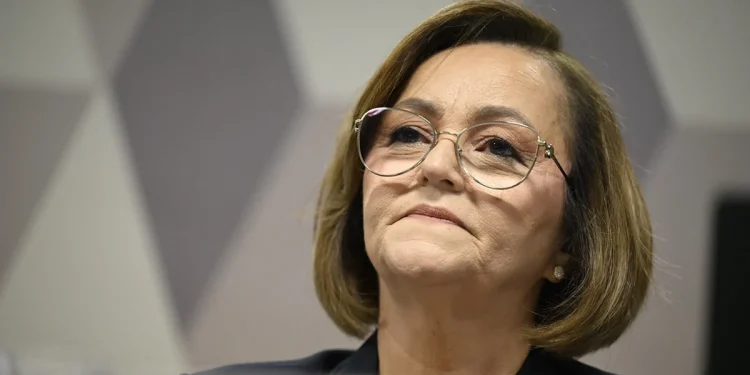 Ministra do STJ Marluce Caldas tenta burlar pagamento de custas processual, mas juiz percebe manobra e arquiva ação contra advogada Adriana Mangabeira em Alagoas