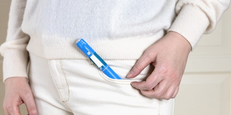 Agonorexia: o que é o novo efeito colateral das canetas emagrecedoras