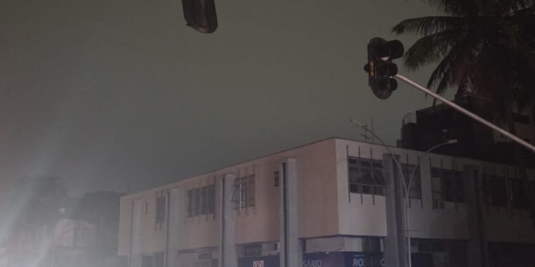 Blecaute deixa quadras da Asa Norte às escuras. Veja vídeo