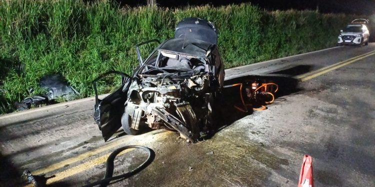 Acidente na BR-364 deixa um morto e 3 feridos em Goiás