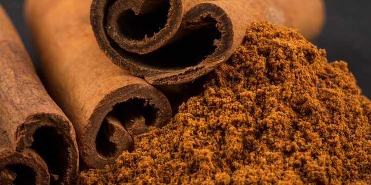 Canela é aliada contra diabetes e riscos cardiovasculares, diz estudo