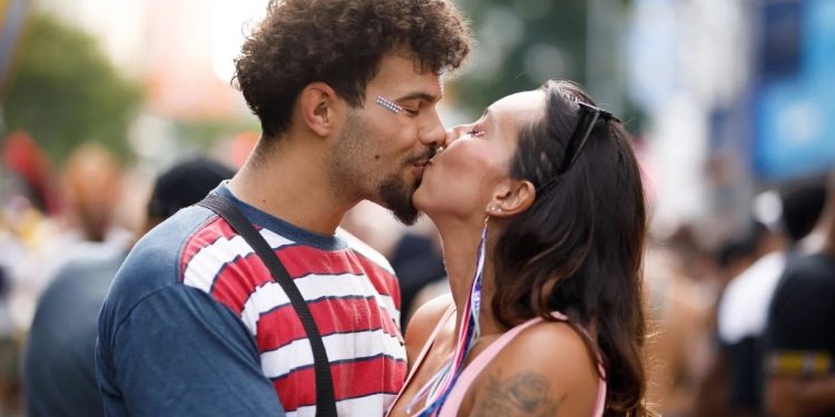 Pílula do dia seguinte: médica explica como usar e efeitos colaterais