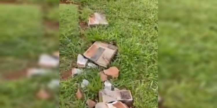 Lápides são quebradas no cemitério Campo da Esperança, na Asa Sul. Veja vídeo