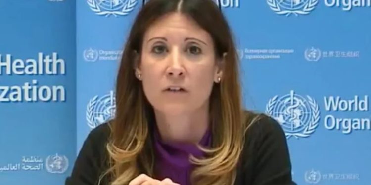 “Seis anos depois, a Covid ainda não desapareceu”, diz diretora da OMS