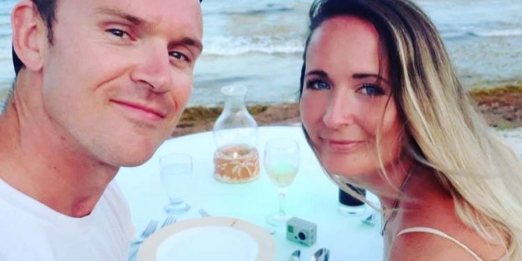 Mulher fica sem andar após confundir sintomas de meningite com gripe