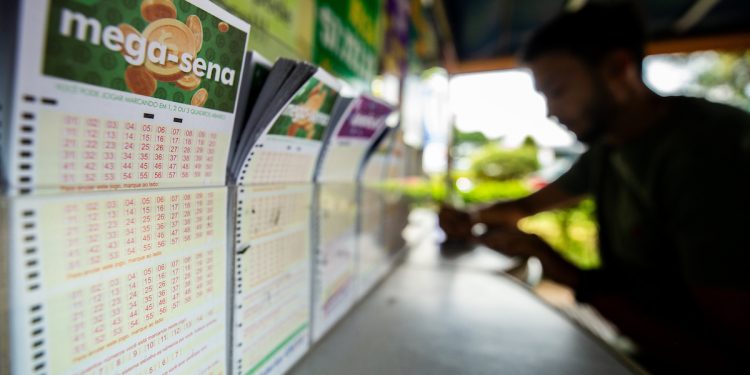 Mega-Sena: aposta do DF garante a quina e fatura bolada. Veja premiação