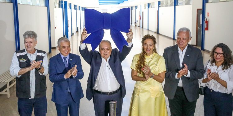Ibaneis inaugura campus da UnDF em Ceilândia