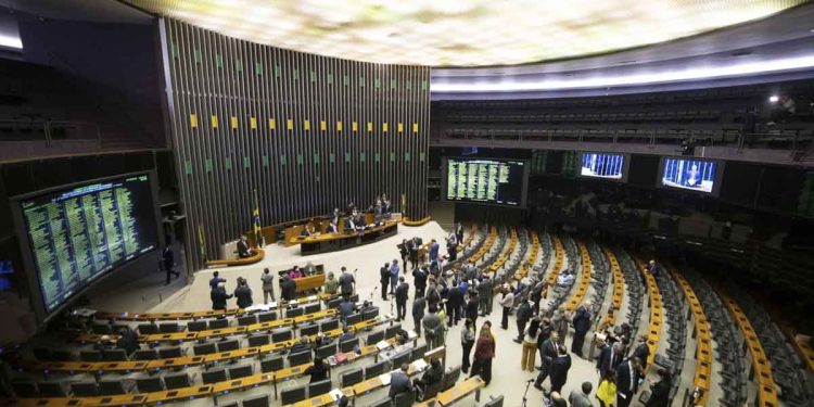 Reajuste das Forças de Segurança: Câmara aprova MP e texto vai ao Senado